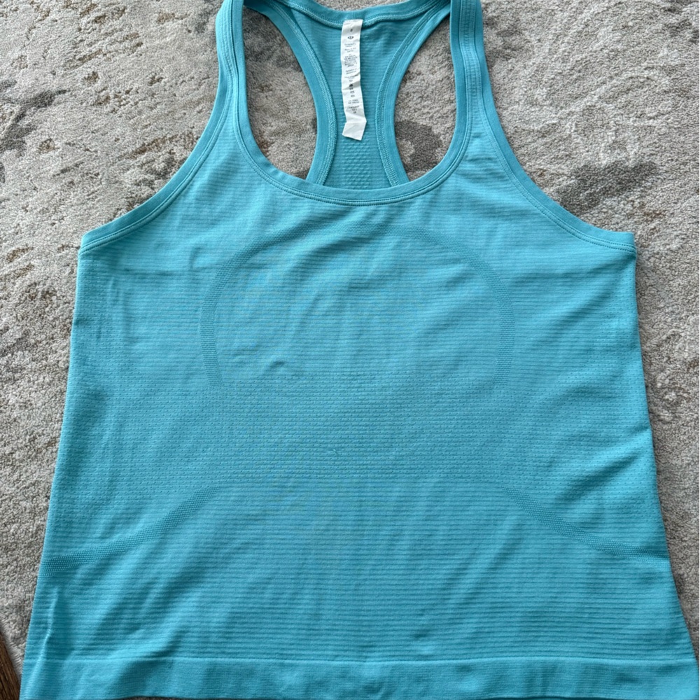 Lululemon Swiftly Tech Racerback Tank 2.0, Race Length, size 8